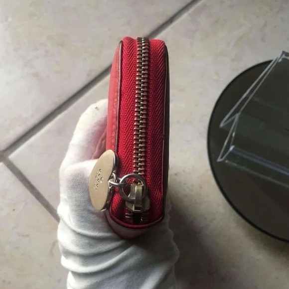 Gucci Micro Guccissima Leather Long Zippy Wallet W Gucci Heart Charm Zipper Pull - Picture 7 of 16